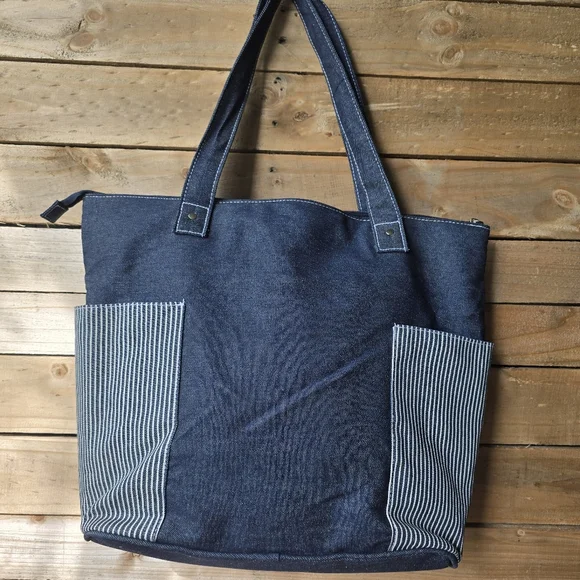 Disney Winnie The Pooh Zipper Denim Tote Bag - Picture 8 of 13